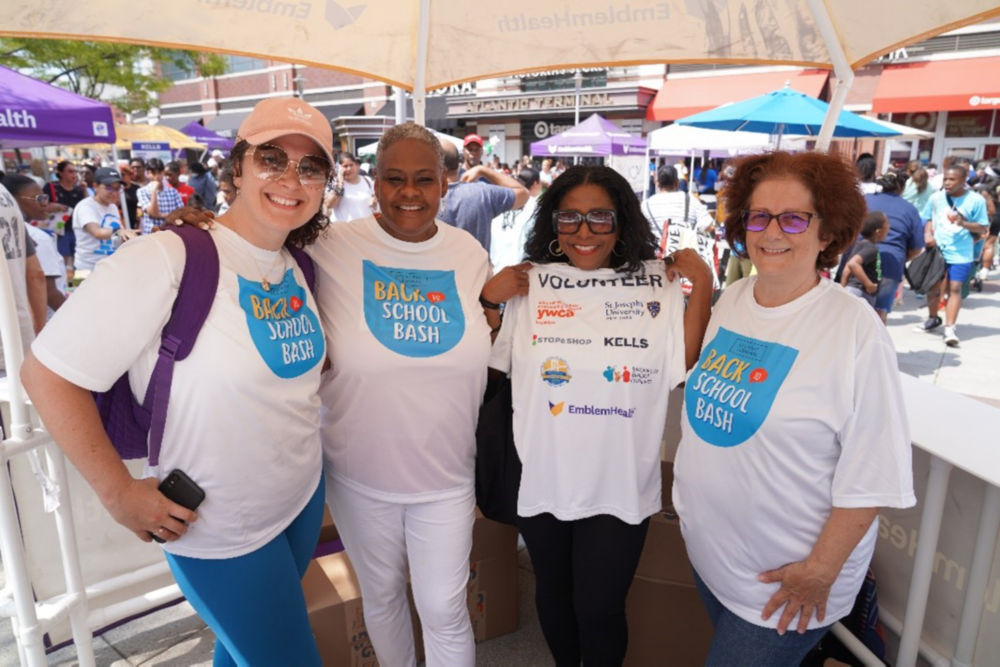 Volunteers Gather for Back to School Bash 2022