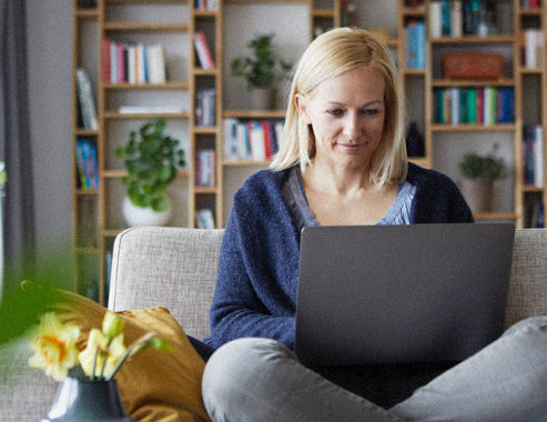 woman uses her computer 