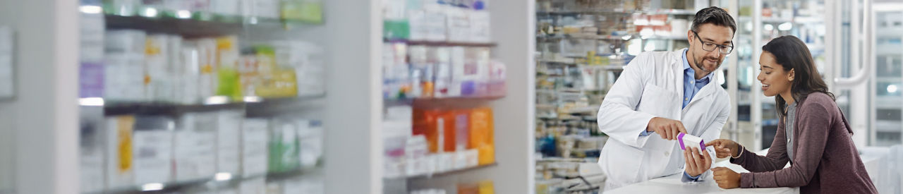 pharmacist talking to patient